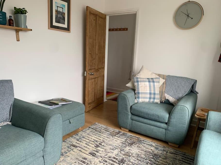 Mountain Views In The Heart Of Brecon Town Exterior foto
